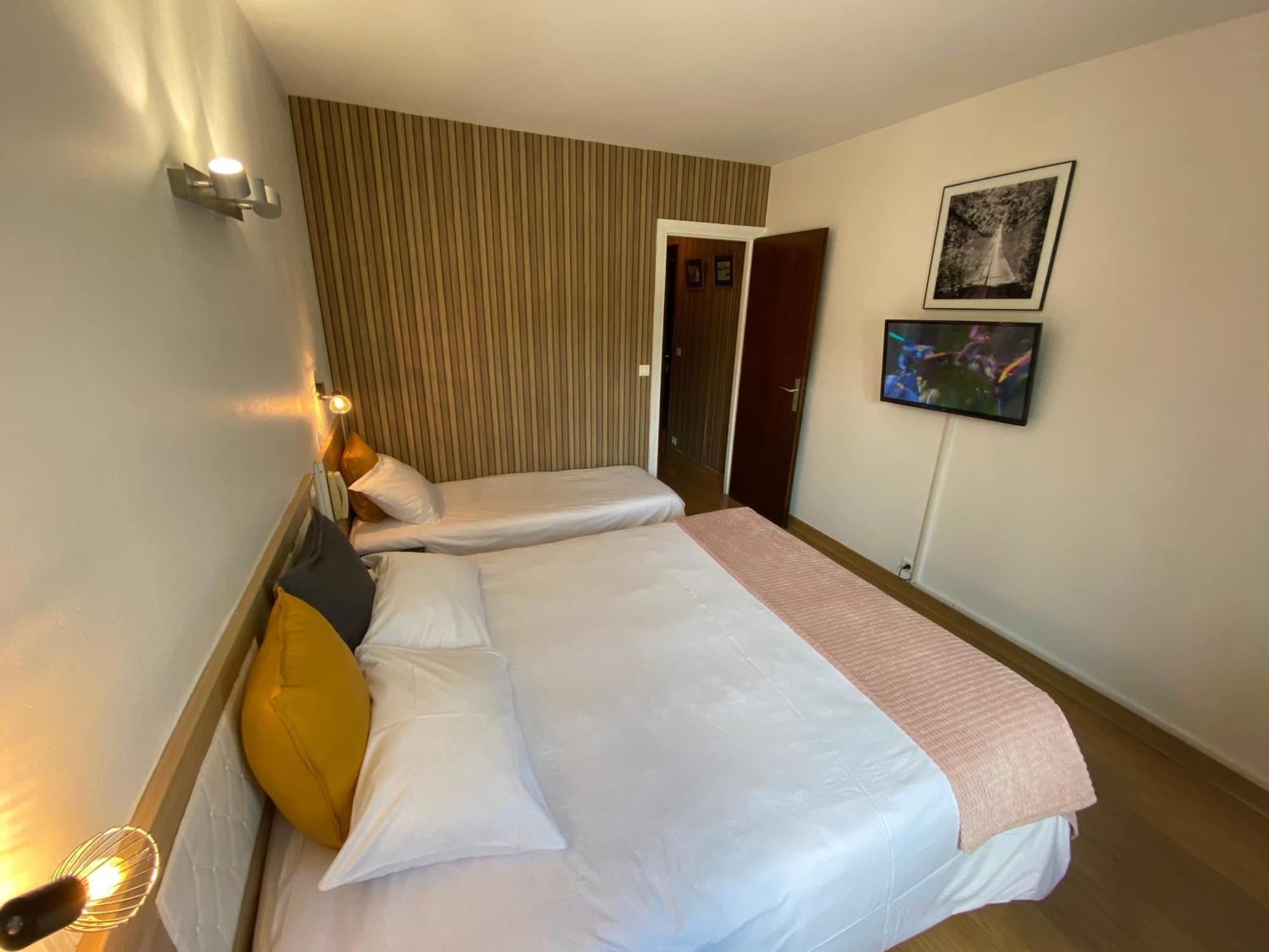 Savoie Hotel Aux Portes De Geneve Saint-Julien-en-Genevois Ngoại thất bức ảnh
